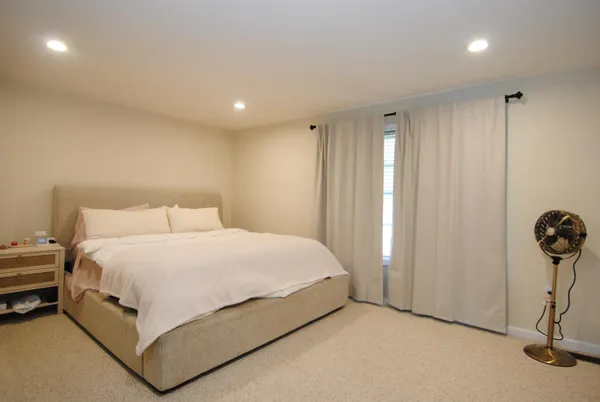 $2,975 | 109 Overlook Circle, Hudson, NH 03051