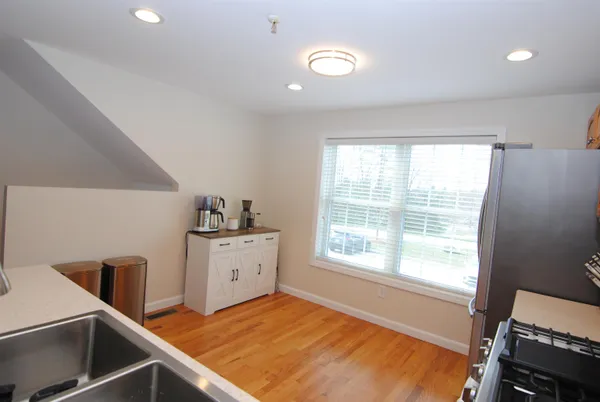 $2,975 | 109 Overlook Circle, Hudson, NH 03051