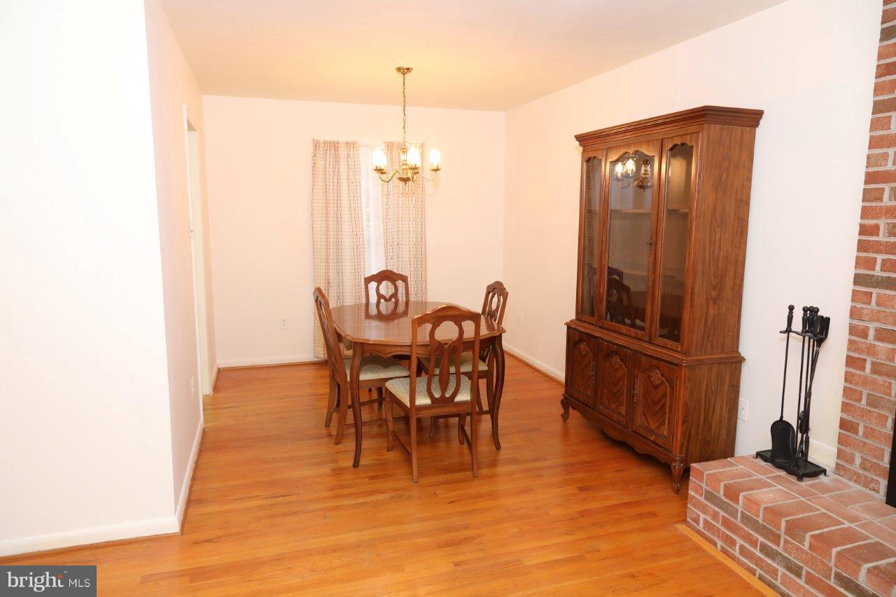 2315 Millers Mill Road Cooksville, MD 21723 - Photo 3 of 17 Dining Room