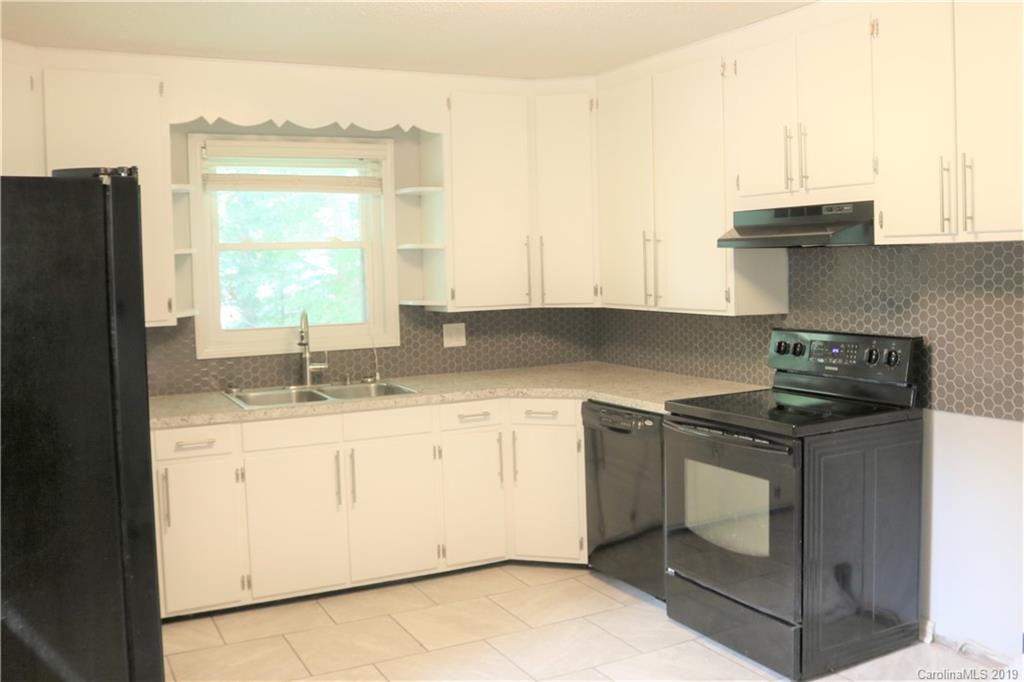 113 Lafayette Road Stanley, NC 28164 - Photo 2 of 15 Gallery Image 2