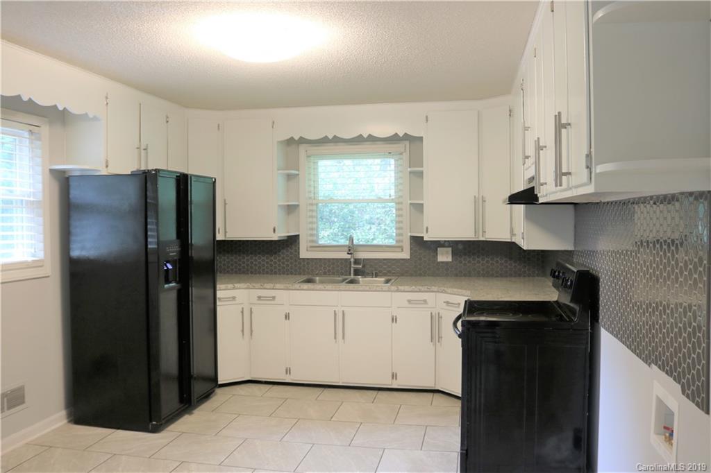 113 Lafayette Road Stanley, NC 28164 - Photo 5 of 15 Gallery Image 5