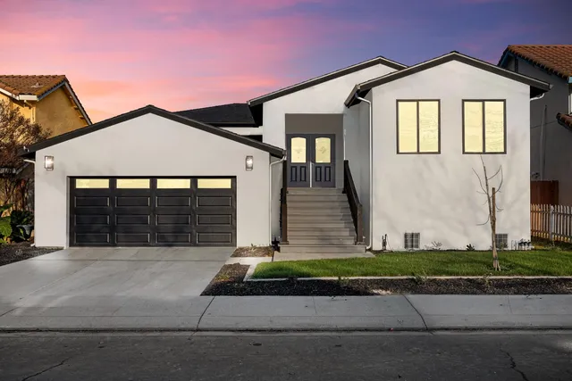 $549,900 | 1121 Crater Avenue, Modesto, CA 95351