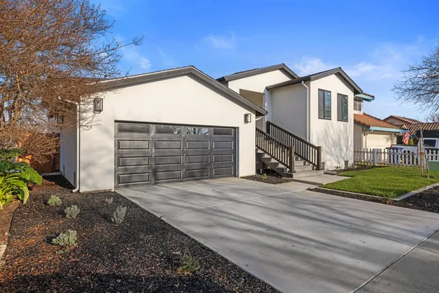 $549,900 | 1121 Crater Avenue, Modesto, CA 95351
