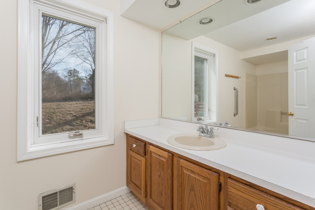 2 Stone Ridge Road, Unit 2 Franklin, MA 02038 - Photo 22 of 34 Gallery Image 22
