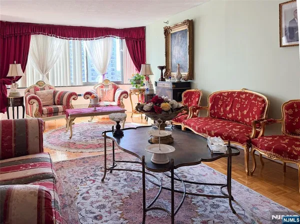 $388,000 | 316 Prospect Avenue, Unit 11J, Hackensack, NJ 07601