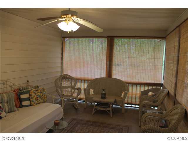 68 Rivers Bend Lane Bumpass, VA 23024 - Photo 11 of 24 Porch - This HUGE 18x12 Rear Screened Porch alread