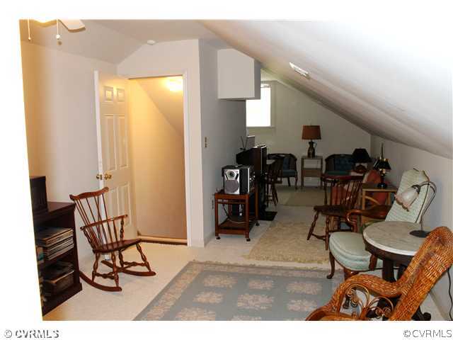 68 Rivers Bend Lane Bumpass, VA 23024 - Photo 19 of 24 Office - This space is currently used as an office