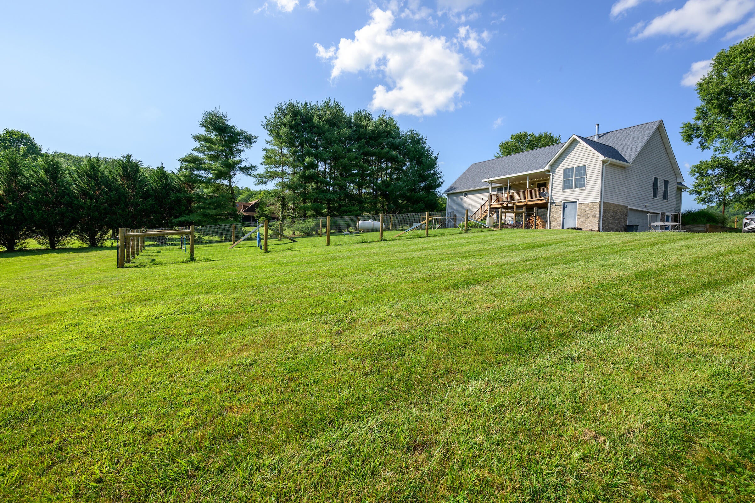 2704 Stone House Road Caldwell, WV 24925 - Photo 57 of 94 Gallery Image 57