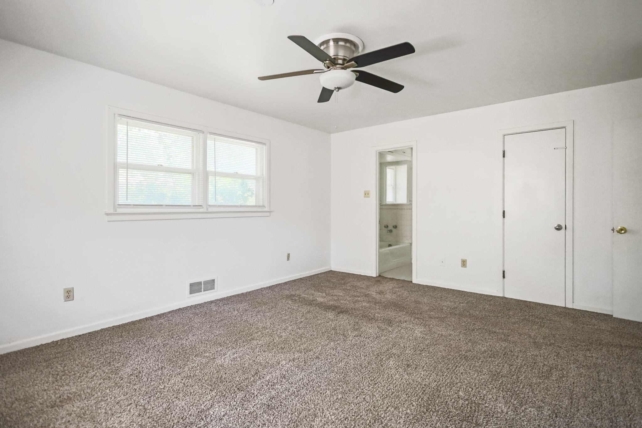 3603 54th Street Lubbock, TX 79413 - Photo 39 of 74 IMG_7808