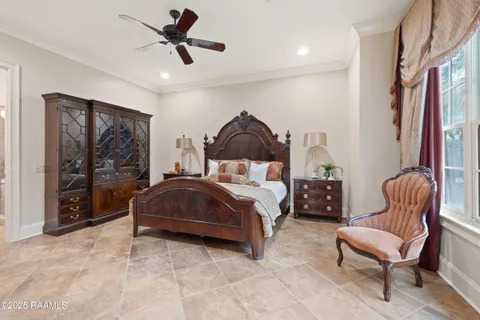 $935,000 | 104 Avallach Drive, Lafayette, LA 70503