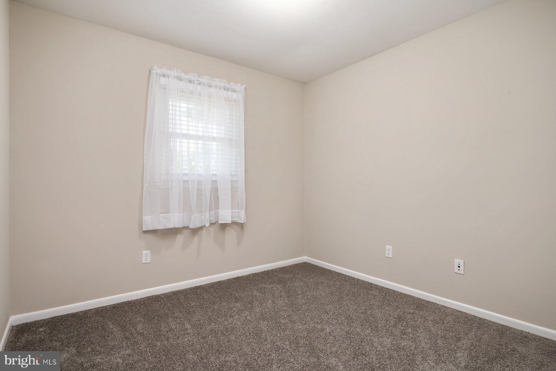 3016 Michael Road Mount Airy, MD 21771 - Photo 19 of 35
