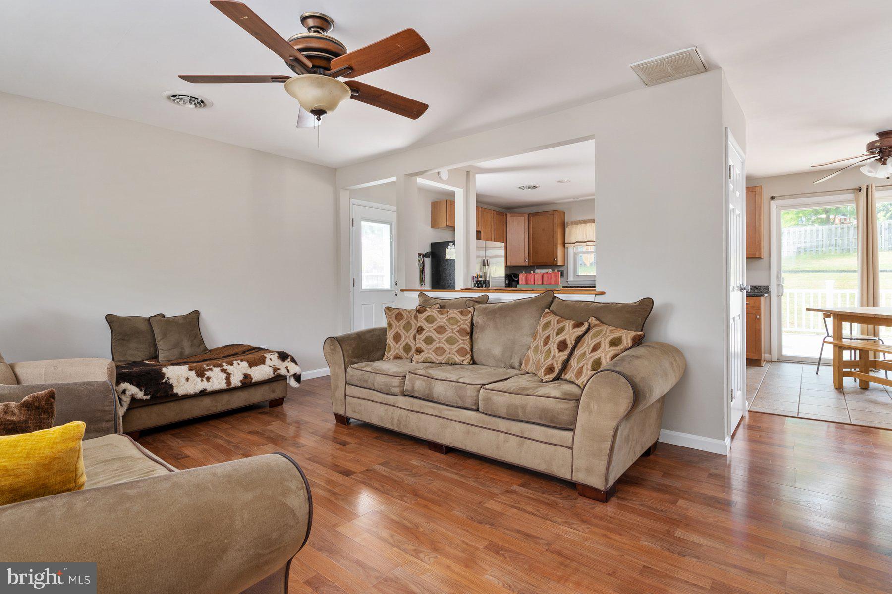 3016 Michael Road Mount Airy, MD 21771 - Photo 6 of 35