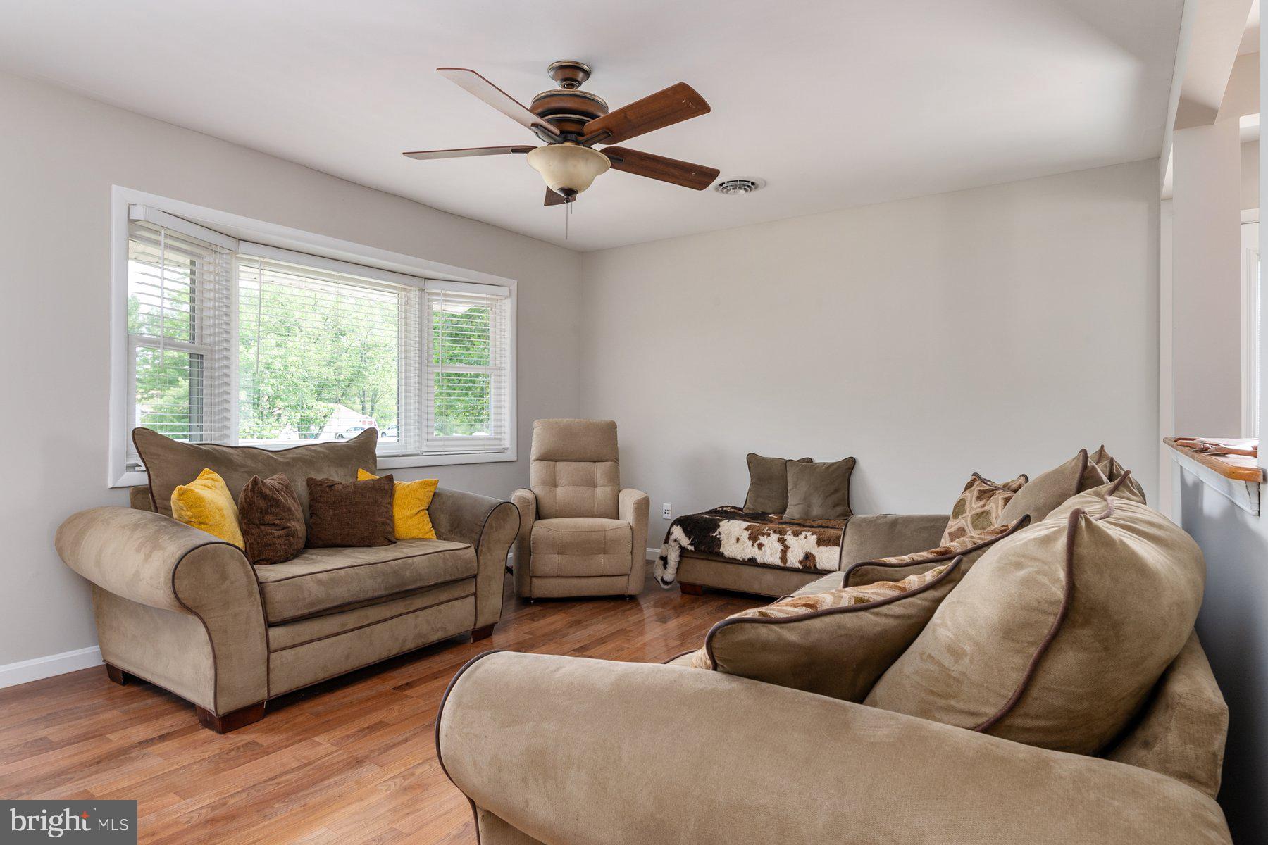 3016 Michael Road Mount Airy, MD 21771 - Photo 7 of 35