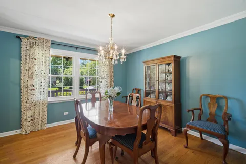 $650,000 | 228 Stratford Lane, Inverness, IL 60010