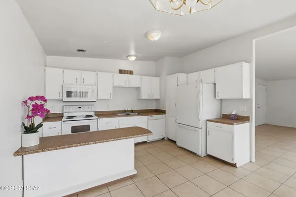 $245,000 | 1105 East Garden Loop, Tucson, AZ 85714