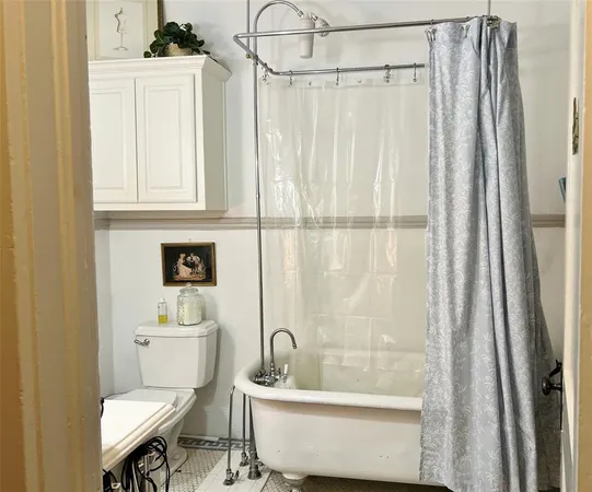 $1,625 | 420 West Franklin Street, Unit 3, Waxahachie, TX 75165