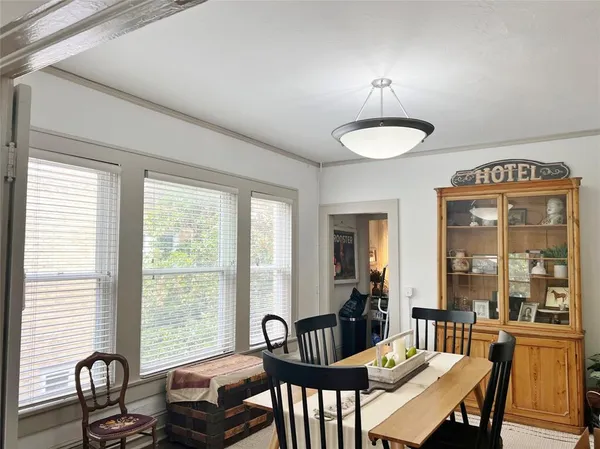 $1,625 | 420 West Franklin Street, Unit 3, Waxahachie, TX 75165