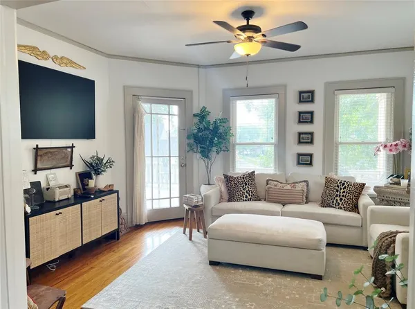 $1,625 | 420 West Franklin Street, Unit 3, Waxahachie, TX 75165