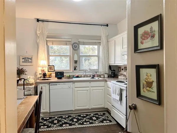 $1,625 | 420 West Franklin Street, Unit 3, Waxahachie, TX 75165