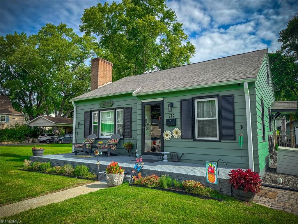 717 Spring Street Mount Airy, NC 27030 - Photo 1 of 24 Gallery Image 1