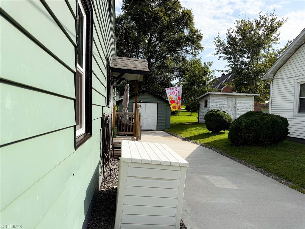 717 Spring Street Mount Airy, NC 27030 - Photo 19 of 24 Gallery Image 19