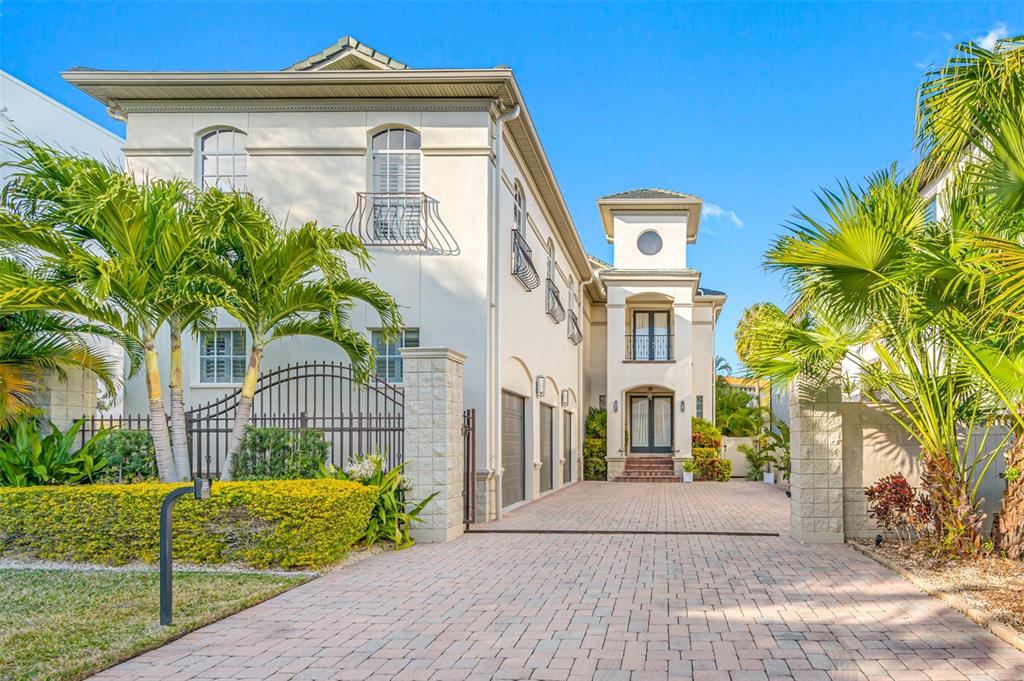 2709 West Trilby Ave  