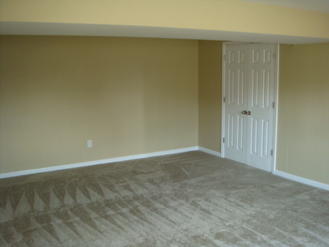 944 Olney Road Vinton, VA 24179 - Photo 16 of 23 DSC03391