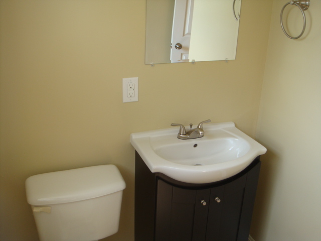 944 Olney Road Vinton, VA 24179 - Photo 20 of 23 DSC03396