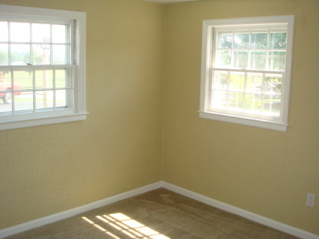 944 Olney Road Vinton, VA 24179 - Photo 22 of 23 DSC03399