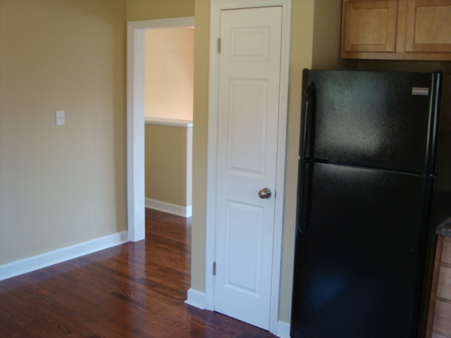 944 Olney Road Vinton, VA 24179 - Photo 7 of 23 DSC03380