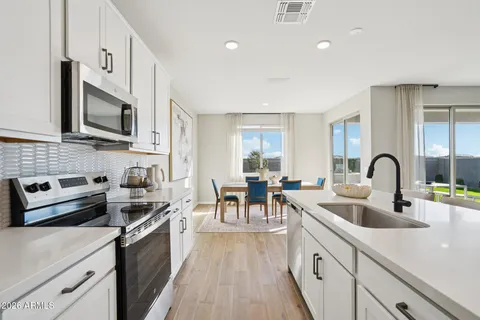$549,990 | 2551 Homesteaders Road, San Tan Valley, AZ 85140