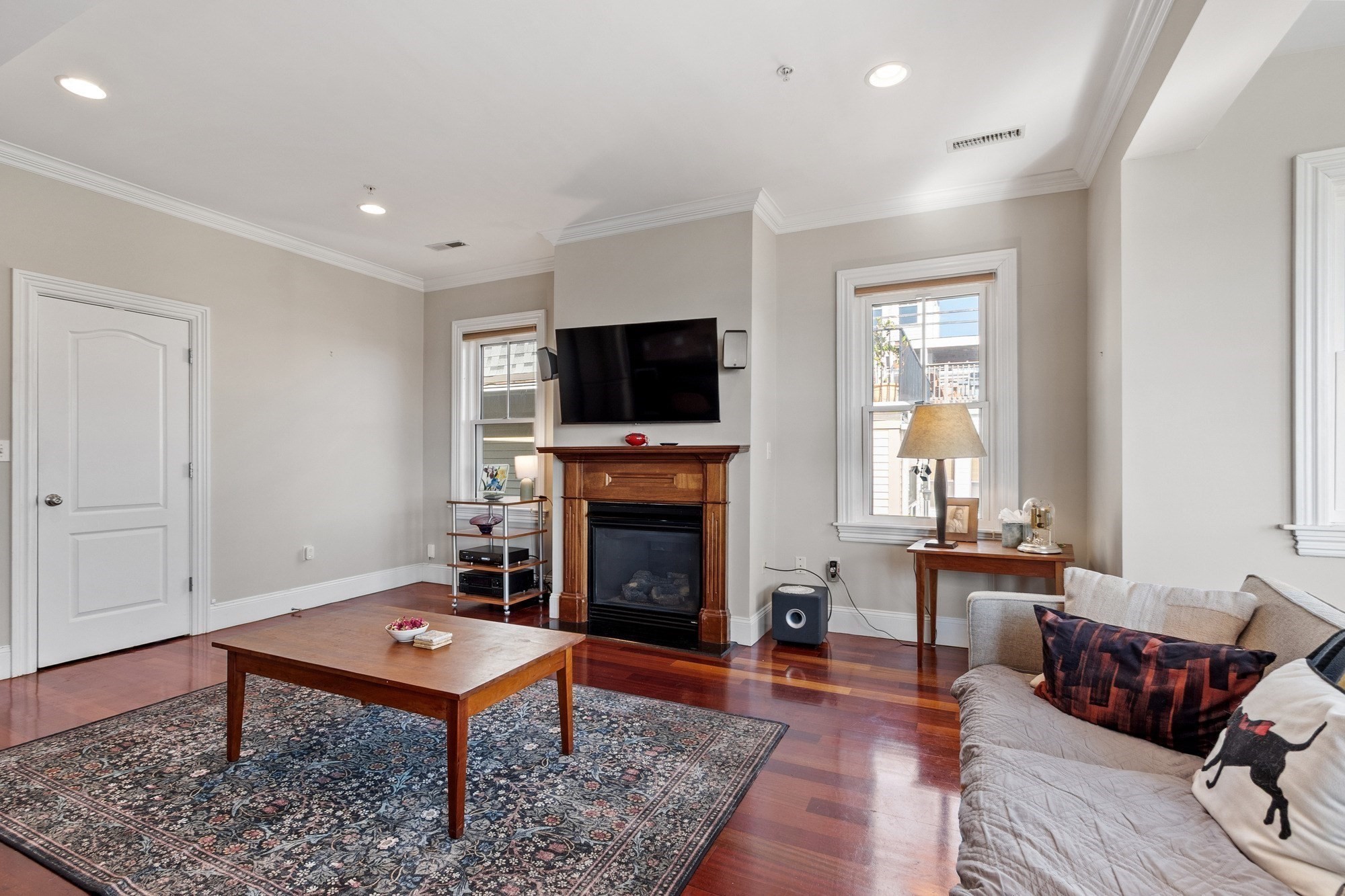 98 G Street, Unit 4 Boston, MA 02127 - Photo 12 of 41 Gallery Image 12