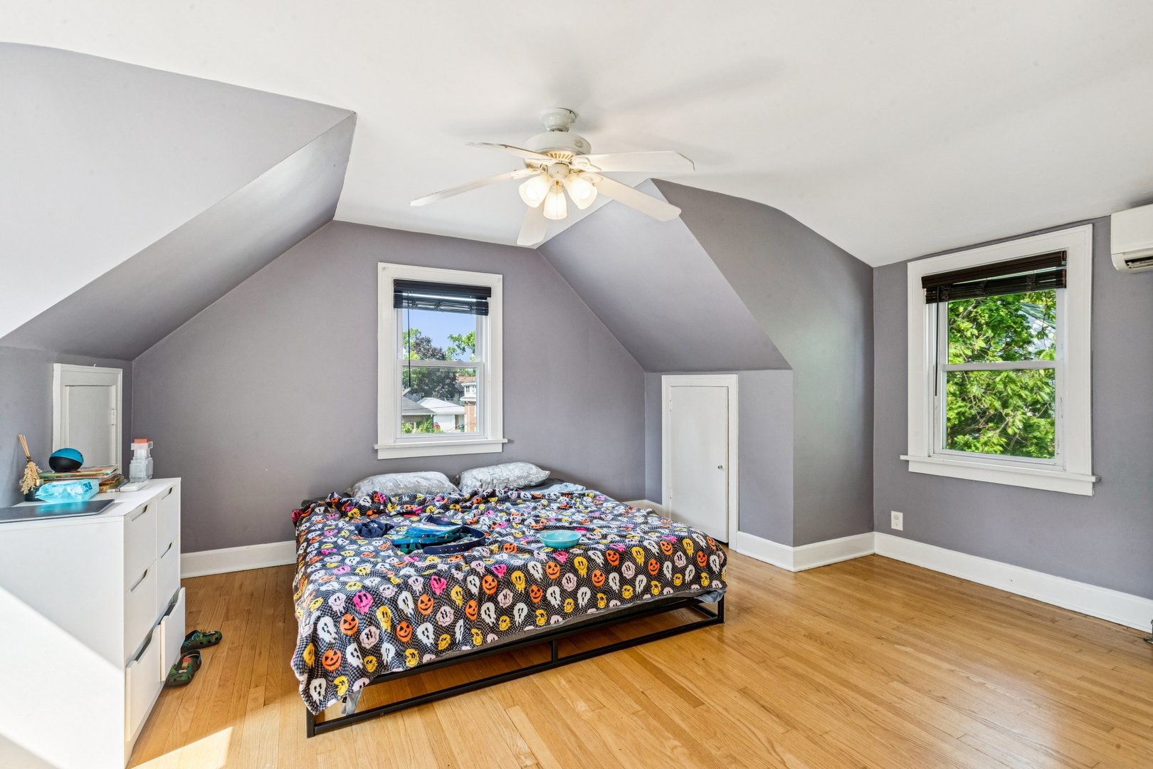 1656 Harding Road Northfield, IL 60093 - Photo 8 of 14 a bedroom with a bed and a window