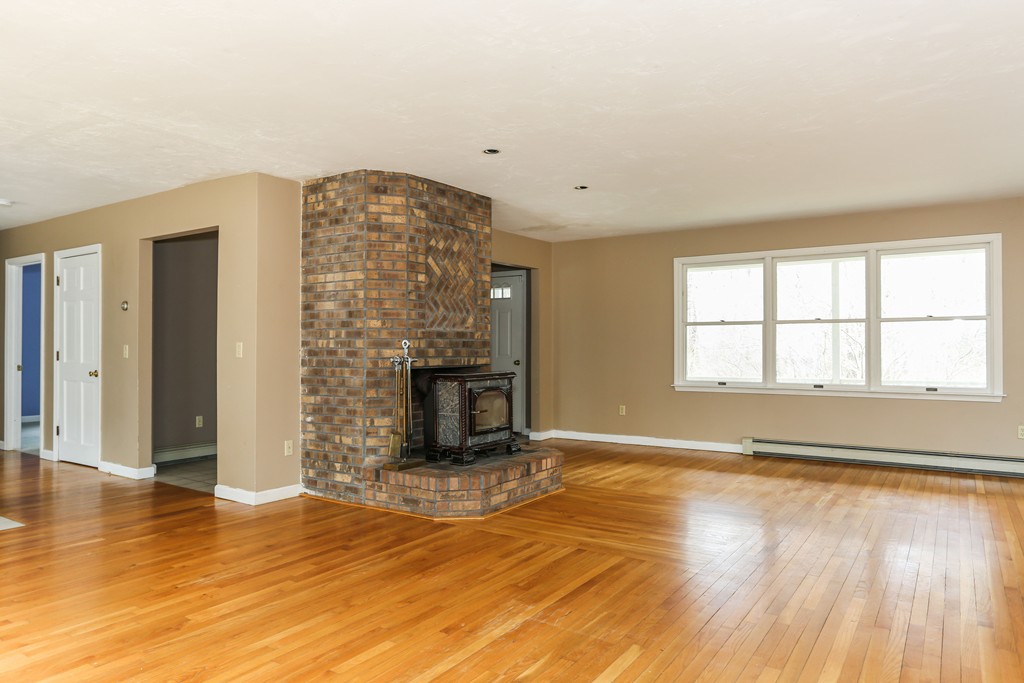 188 Far Fields Road Brewster, MA 02631 - Photo 7 of 25 Gallery Image 7