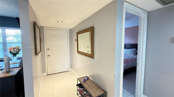 $2,700 | 12500 Southwest 5th Court, Unit 307M, Pembroke Pines, FL 33027