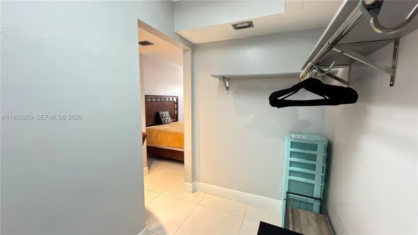 $2,700 | 12500 Southwest 5th Court, Unit 307M, Pembroke Pines, FL 33027