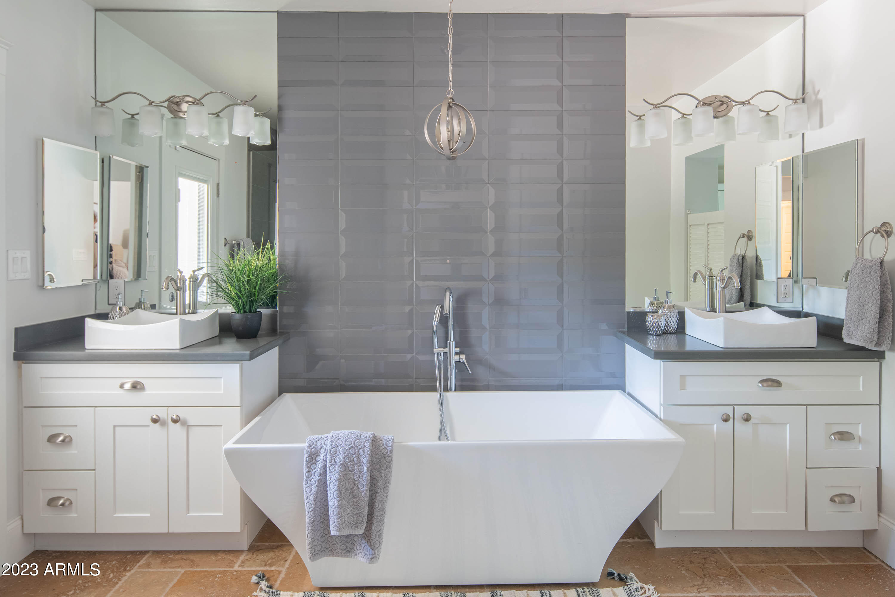 124 West Granada Road Phoenix, AZ 85003 - Photo 14 of 26 Primary Bath