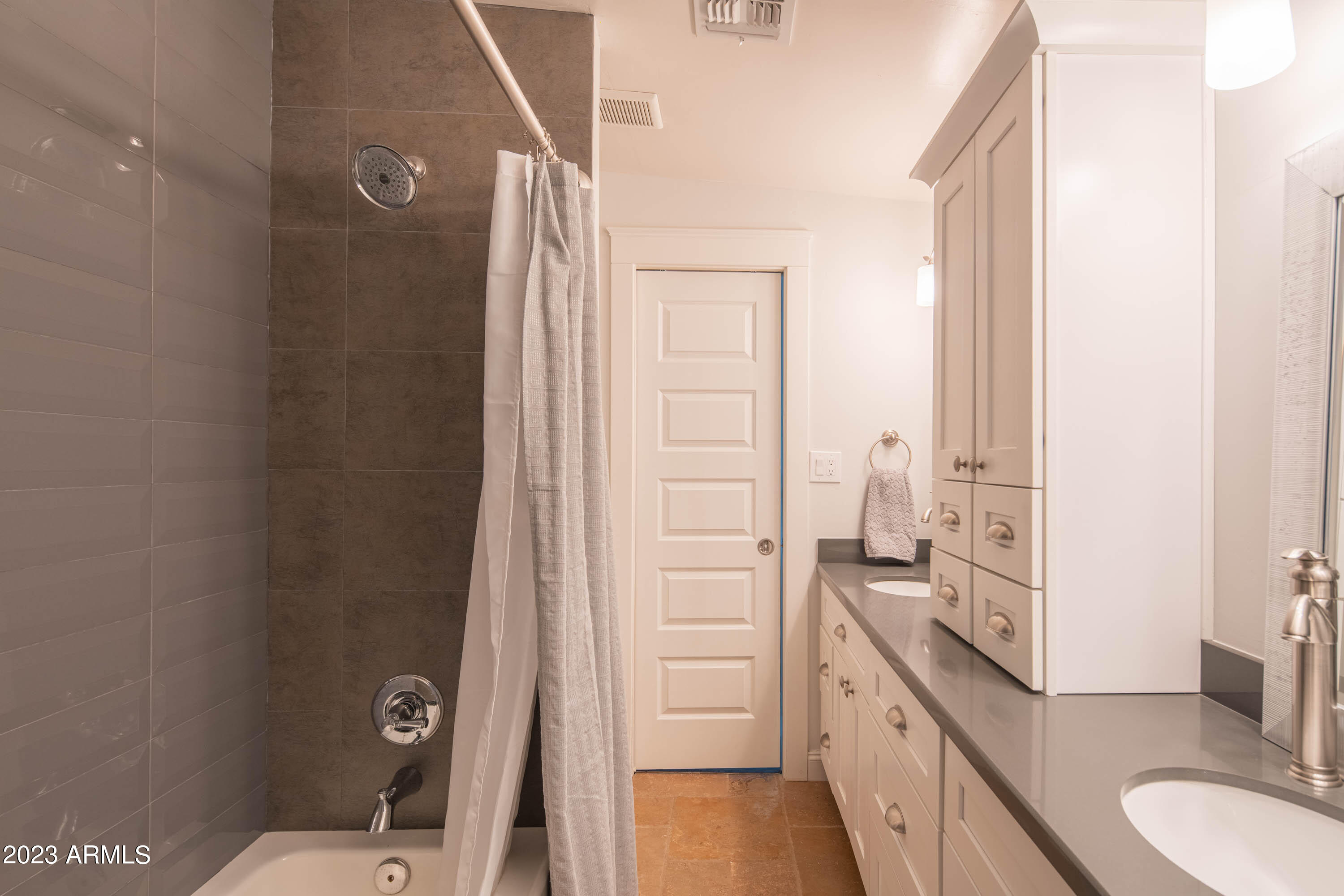 124 West Granada Road Phoenix, AZ 85003 - Photo 19 of 26 Secondary Bath