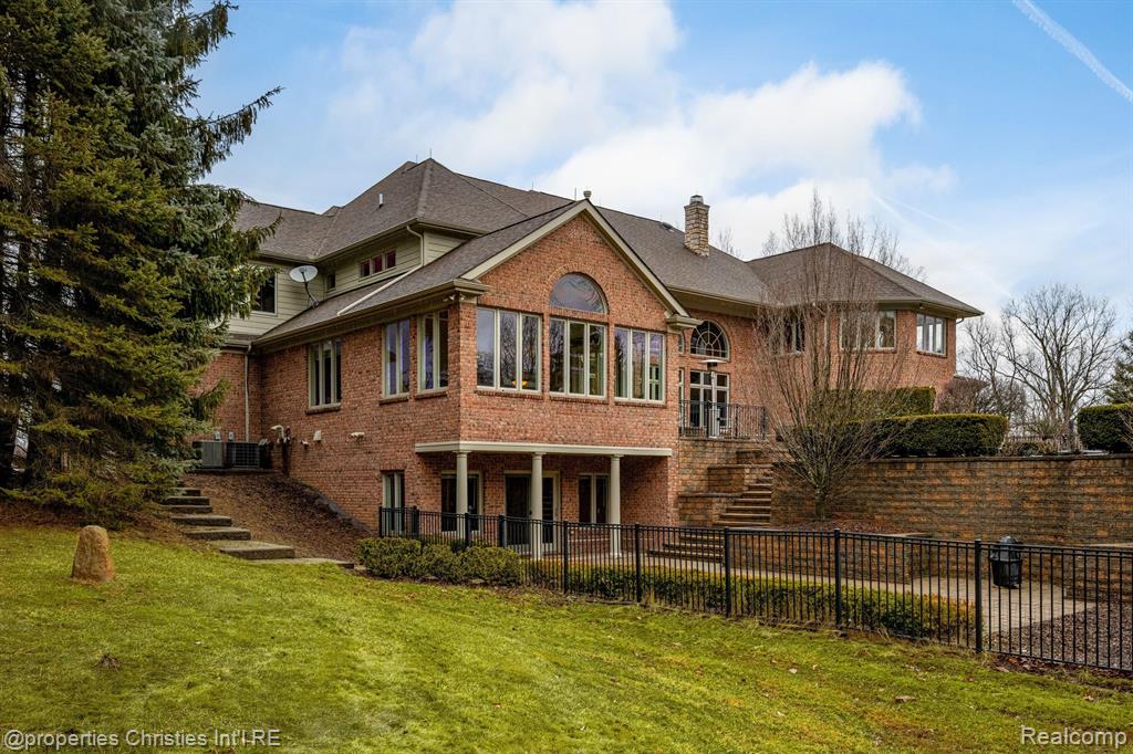 59801 Eight Mile Road South Lyon, MI 48178 - Photo 74 of 98 Gallery Image 74
