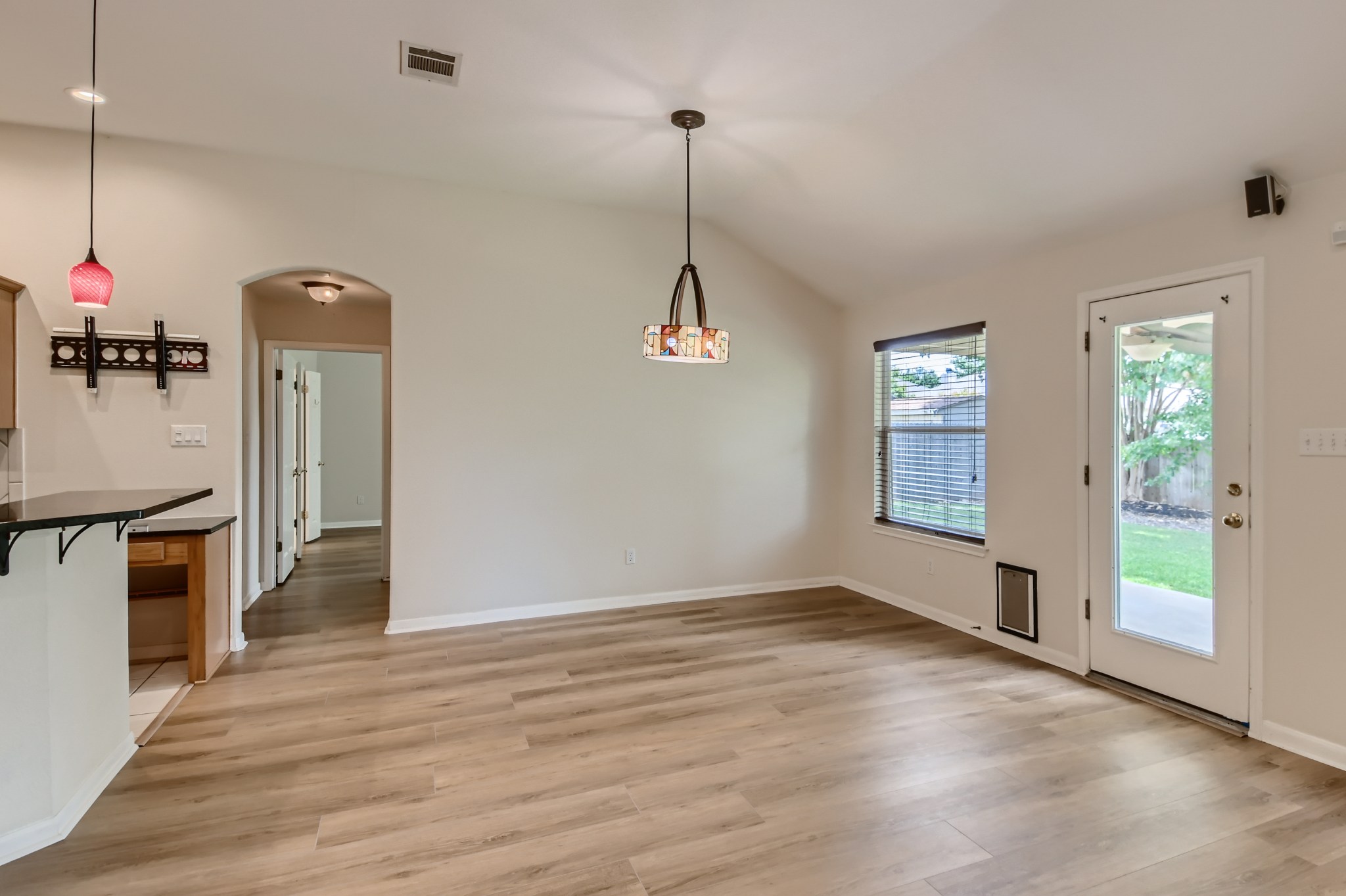 116 Copperwood Loop Round Rock, TX 78665 - Photo 13 of 27