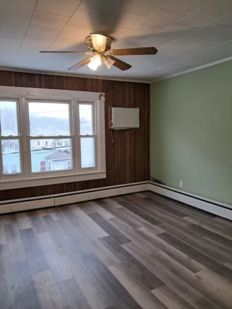 $1,600 | 675 Main Street, Unit 2, Southbridge, MA 01550