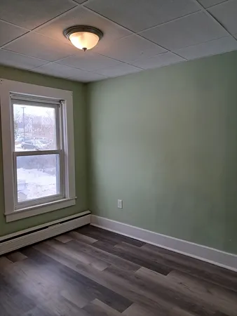 $1,600 | 675 Main Street, Unit 2, Southbridge, MA 01550