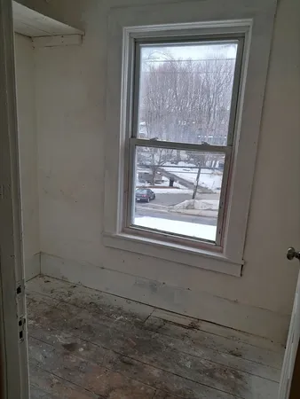 $1,600 | 675 Main Street, Unit 2, Southbridge, MA 01550