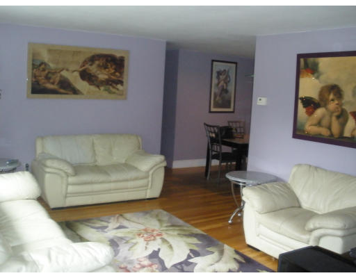 43 Edge Hill Road Sharon, MA 02067 - Photo 4 of 23 Gallery Image 4