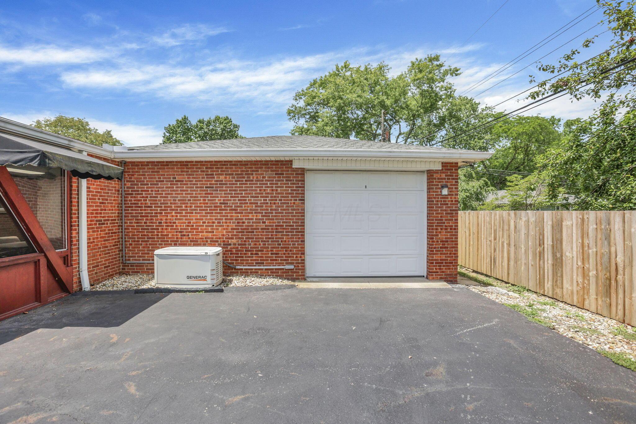 1830 Ardleigh Road Columbus, OH 43221 - Photo 54 of 68 54-web-or-mls-SMEP3616