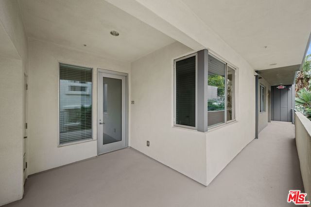 $788,000 | 1250 North Harper Avenue, Unit 414, West Hollywood, CA 90046