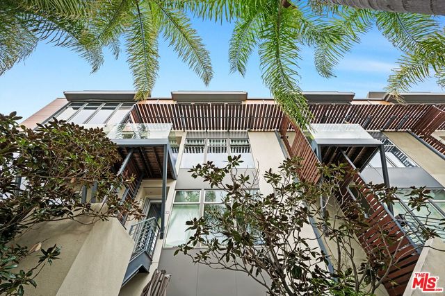 $788,000 | 1250 North Harper Avenue, Unit 414, West Hollywood, CA 90046
