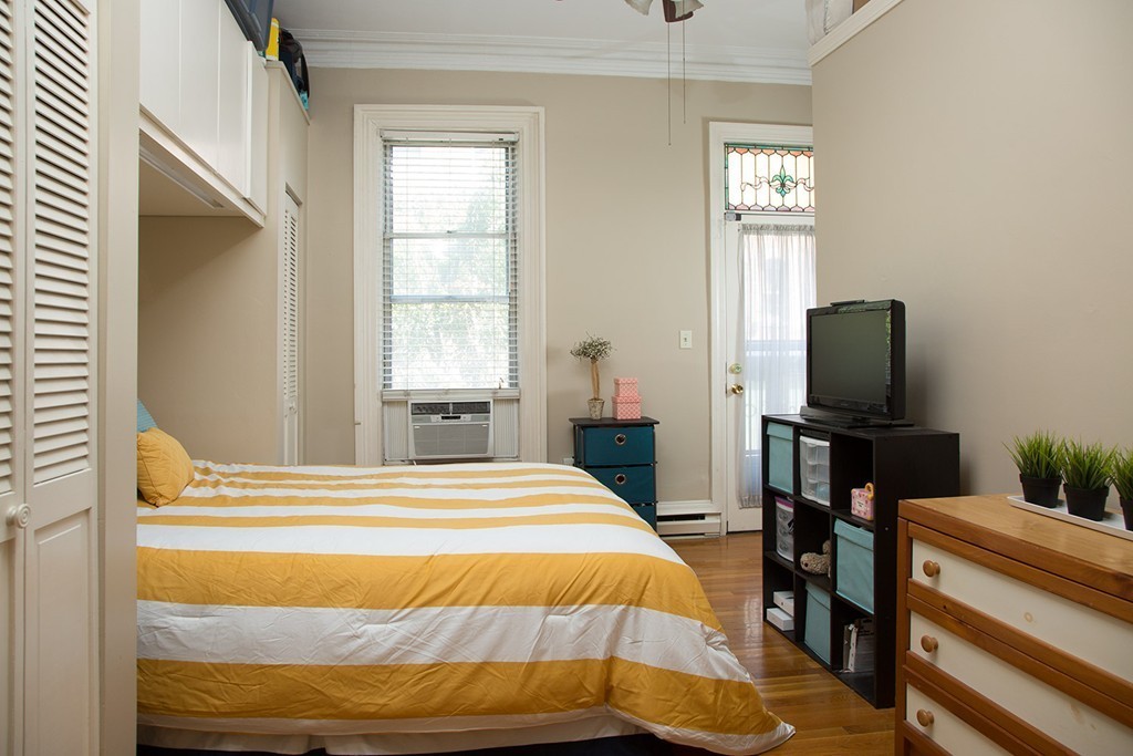 107 Appleton Street, Unit 3 Boston, MA 02116 - Photo 4 of 6 Gallery Image 4