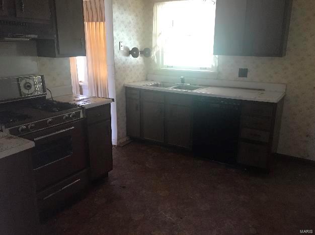 11217 Tesson Ferry Road St. Louis, MO 63123 - Photo 5 of 16 Gallery Image 5