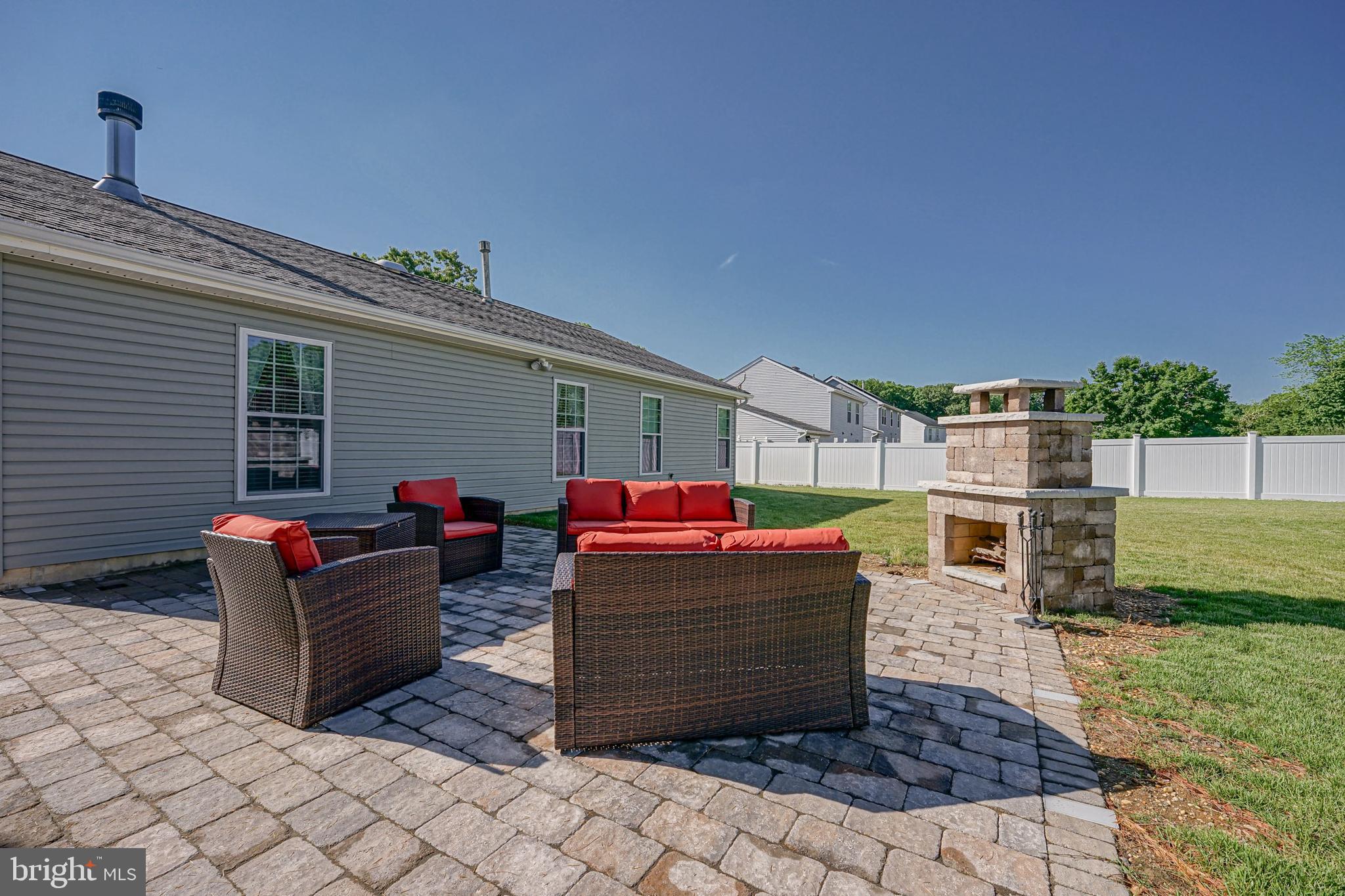 405 Inverness Road Williamstown, NJ 08094 - Photo 4 of 32